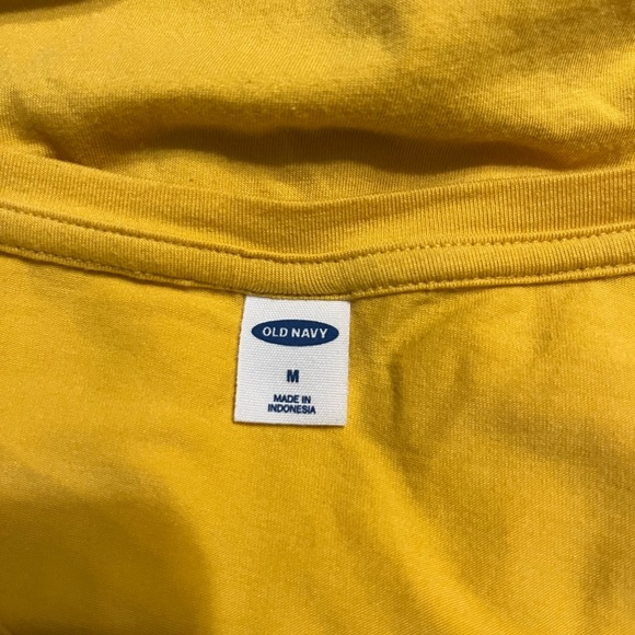 Old Navy women’s top - Picture 2 of 4